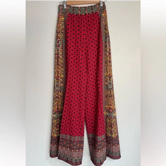 NWOT Alice + Olivia Red Patterned Wide/Flare Leg Pants Sz 0 - Picture 4 of 13
